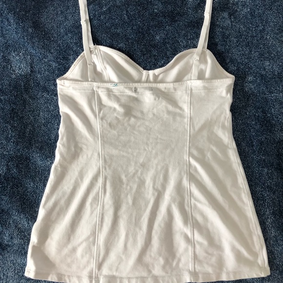 Talula tank top by Aritzia - Picture 2 of 3